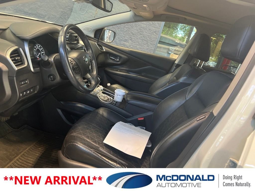 Used 2020 White Nissan Platinum image 7