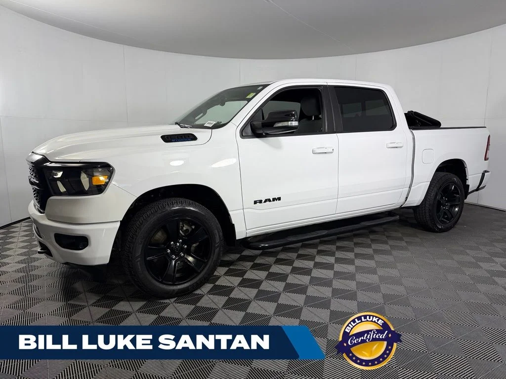 2022 RAM 1500 Big Horn/Lone Star 4x4 Crew Cab 5'7's photo