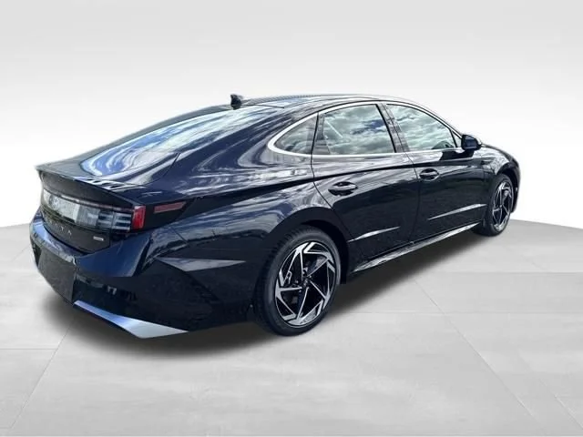 New 2026 Carbon Blue Hyundai SEL Sport image 7