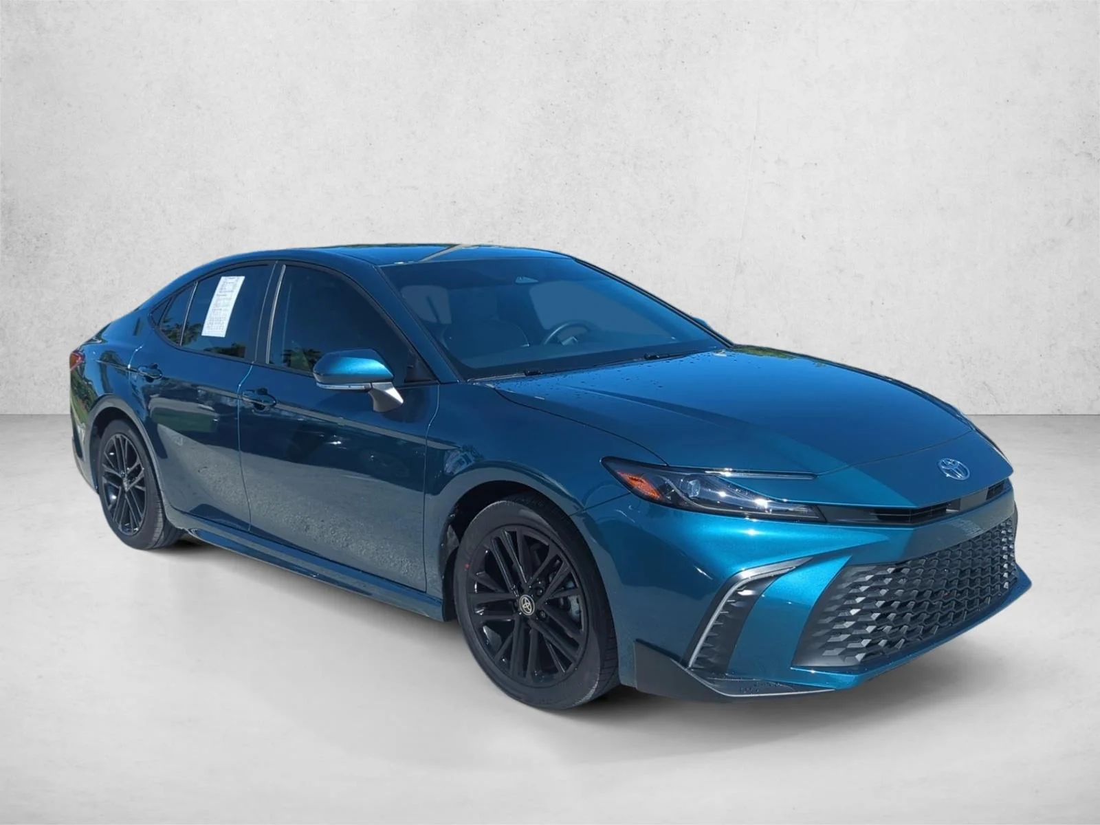 Used 2026 Ocean Gem Toyota SE image 3