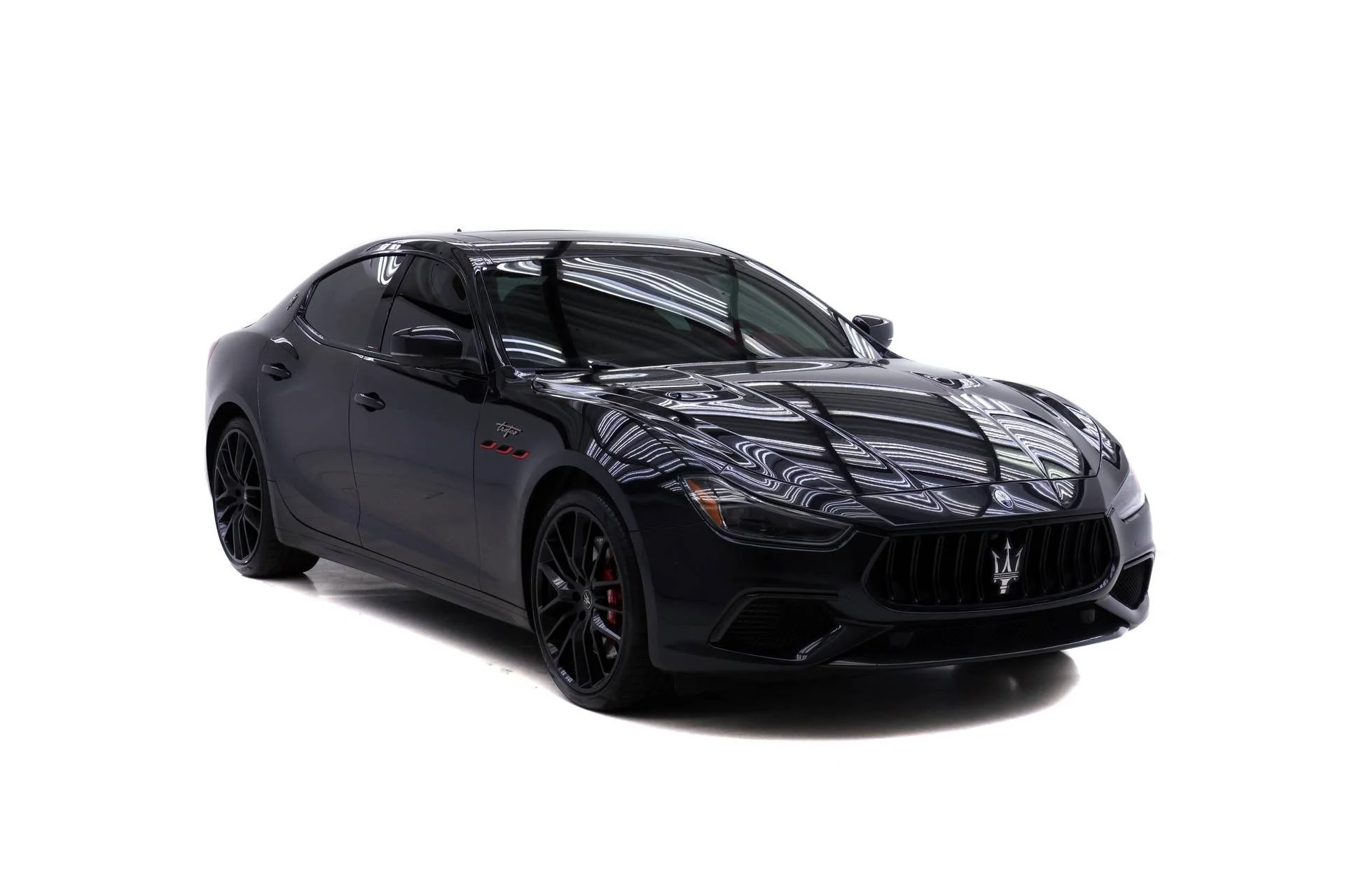 Certified Used 2023  Maserati Trofeo image 2