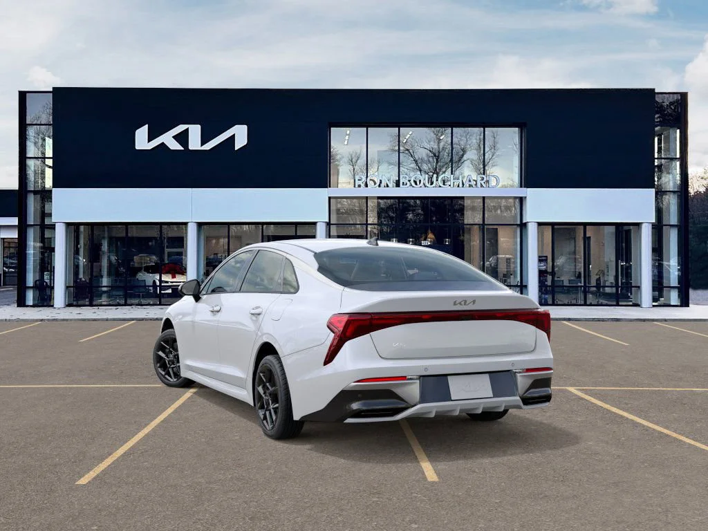 New 2026 Snow White Pearl Kia LXS image 4
