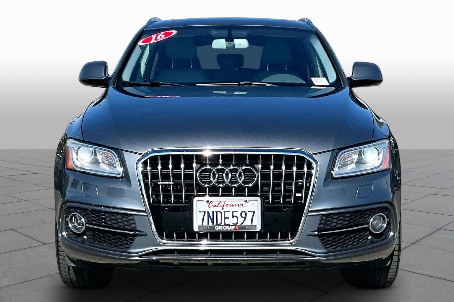 Used 2016 Daytona Gray Pearl Effect Audi Premium Plus image 3
