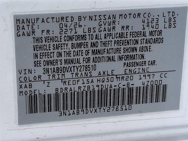 New 2026 Aspen White TriCoat / Super Black Two-tone Nissan SR image 15