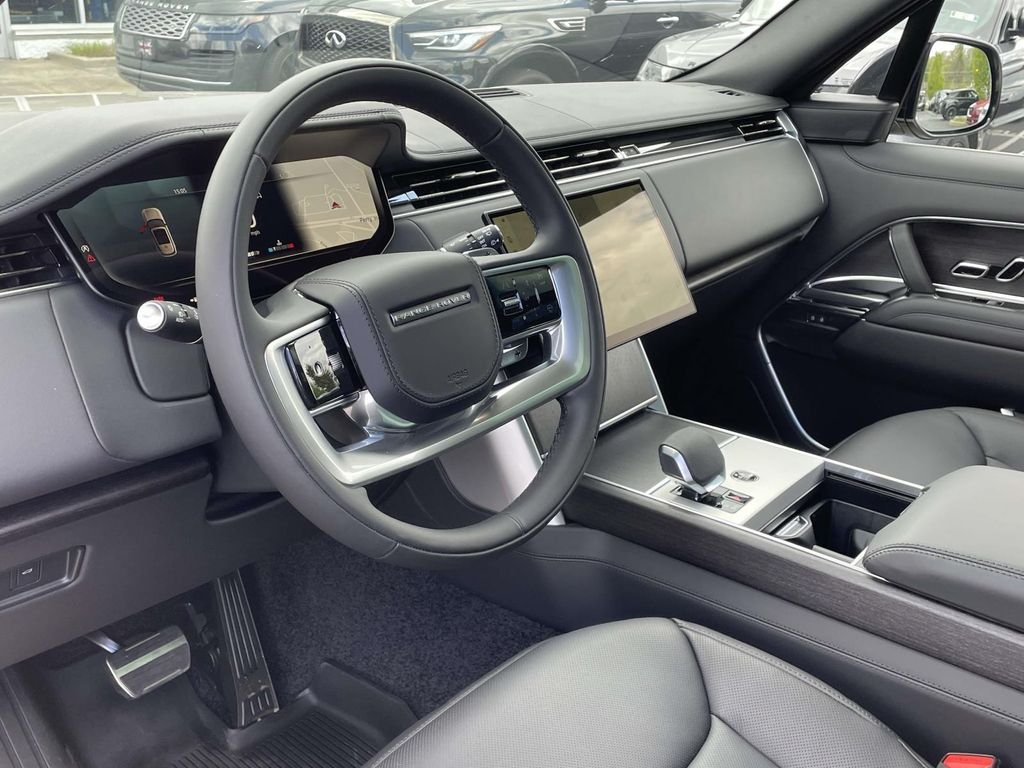New 2026 Batumi Gold Land Rover SE image 13