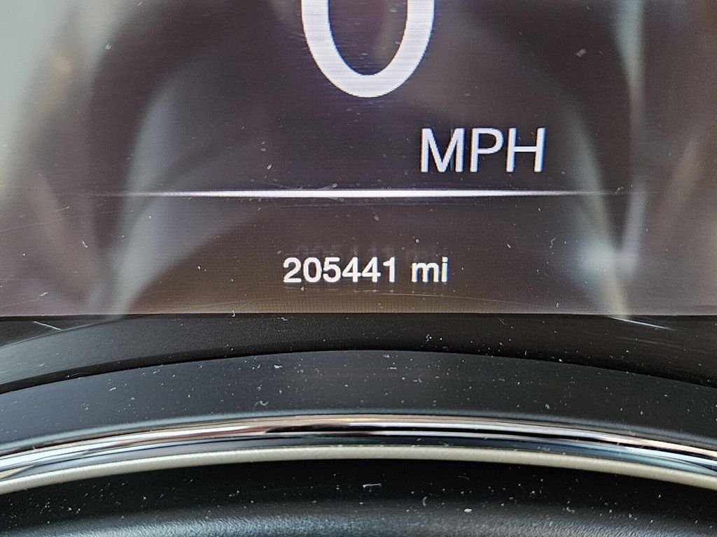 Used 2016 Silver Jeep Limited image 25