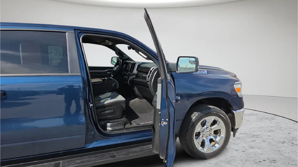 Used 2022 Blue Ram Big Horn/Lone Star image 48