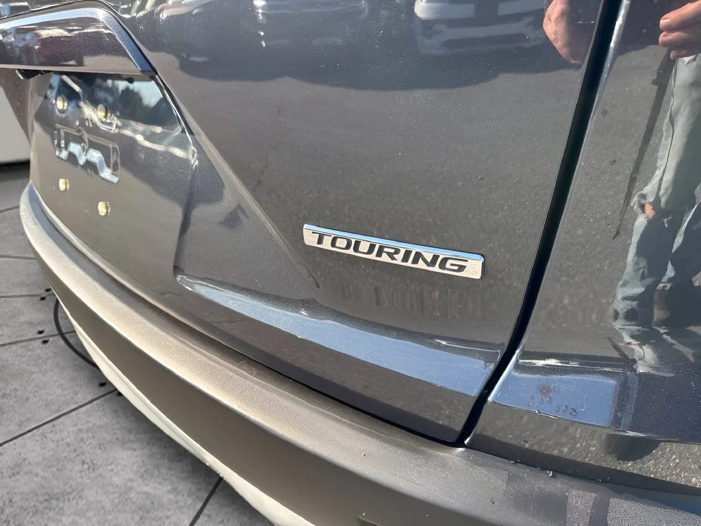 Used 2019  Honda Touring image 33