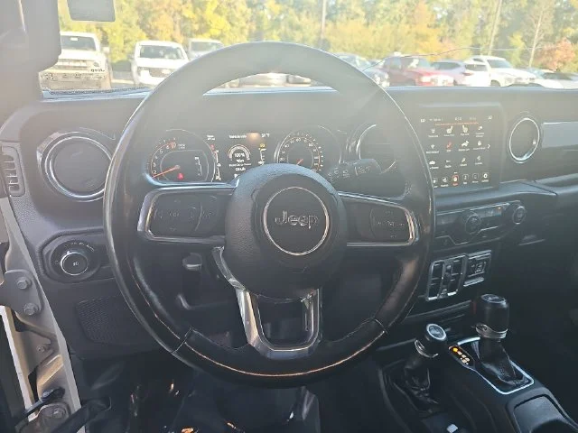 Used 2022 Beige Jeep Unlimited Sahara Altitude image 15