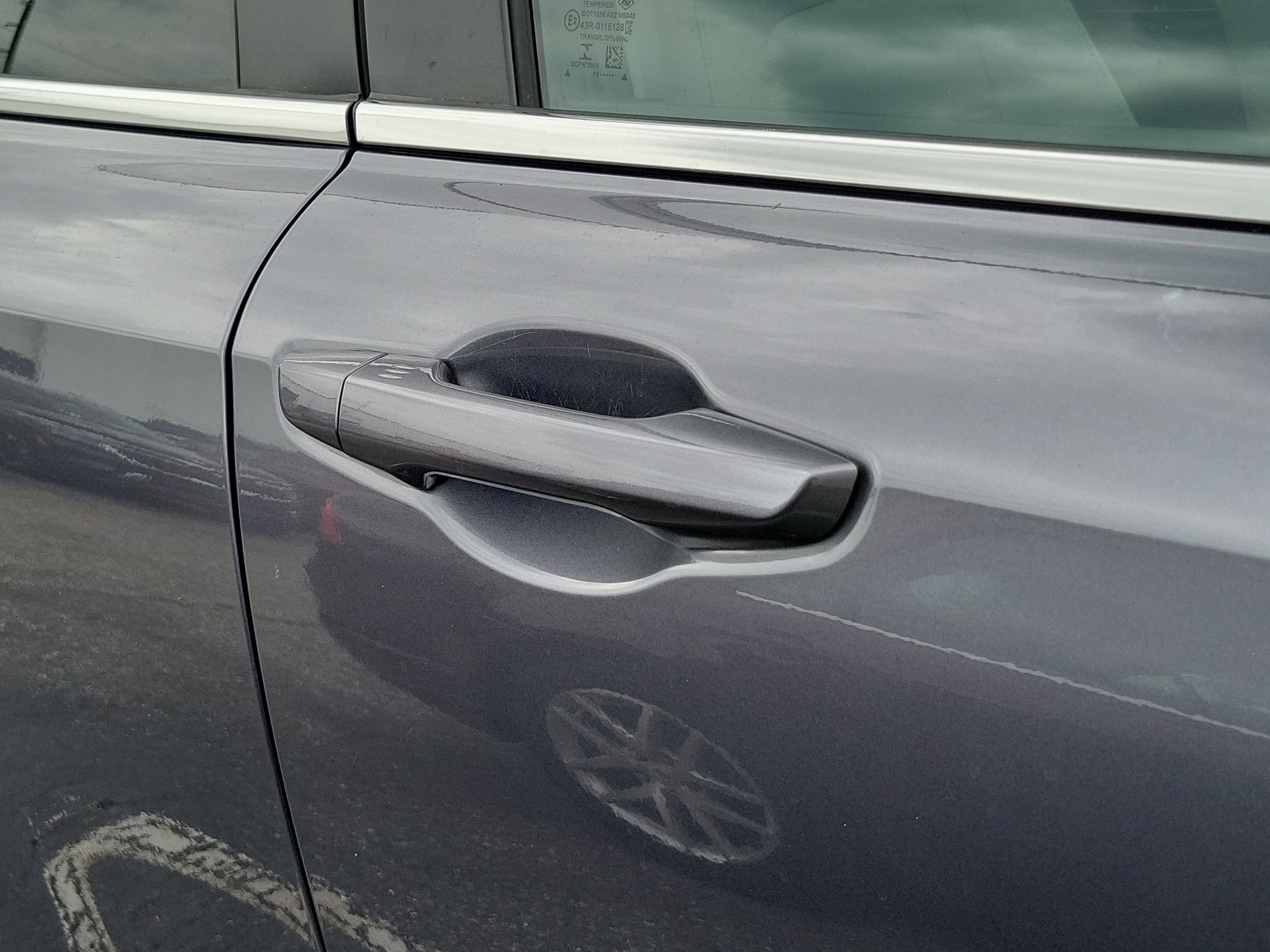 Used 2019  Honda Touring image 3