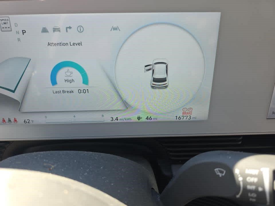 Certified Used 2024 Atlas White Hyundai SEL image 8