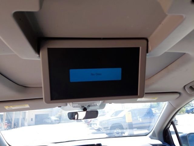 Used 2018 Silver Honda EX-L image 29