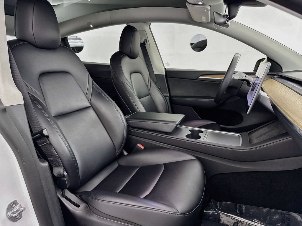 Used 2022 White Tesla Performance image 29