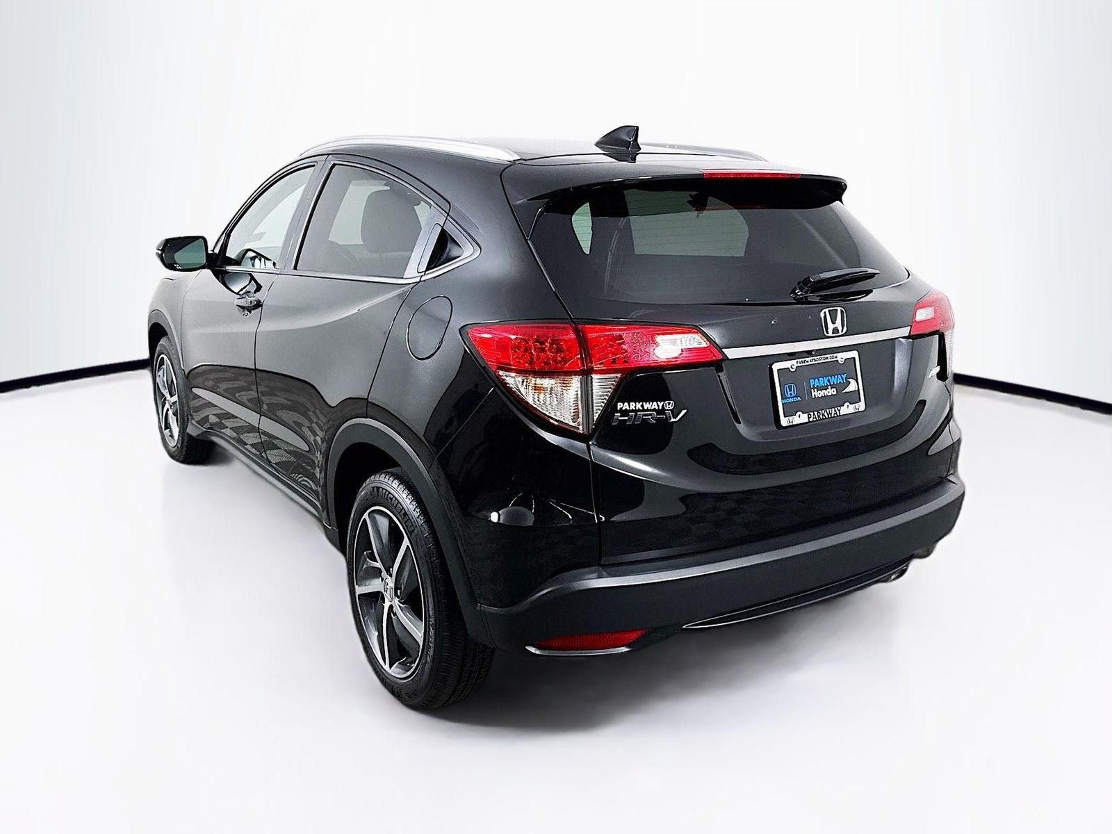 Used 2022 Black Honda EX image 5
