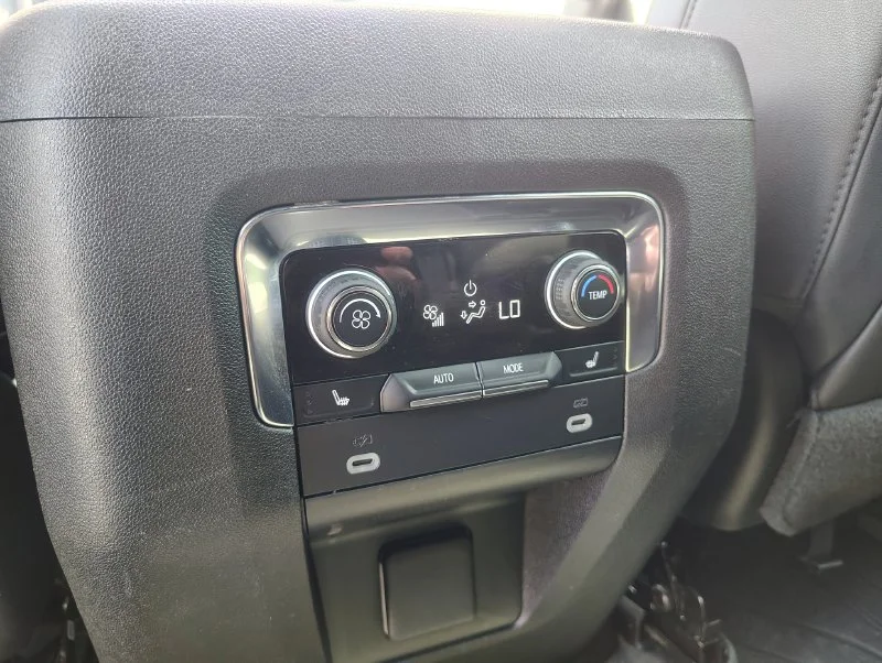 Used 2024 Black Chevrolet Z71 image 24