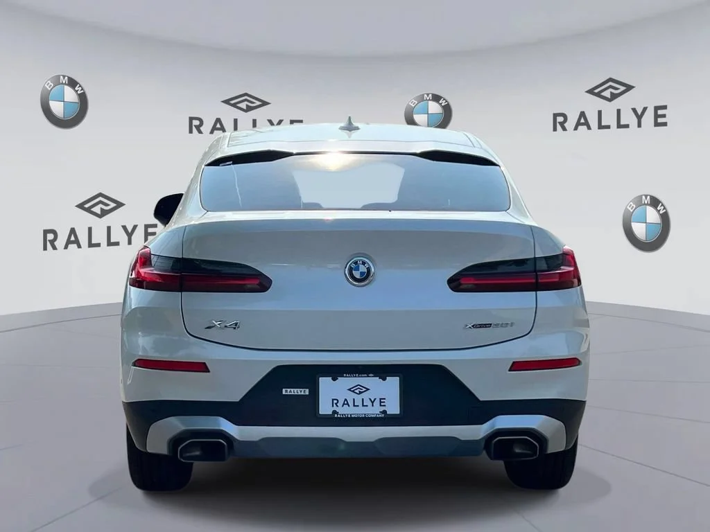Used 2023 Mineral White Metallic BMW xDrive30i image 7