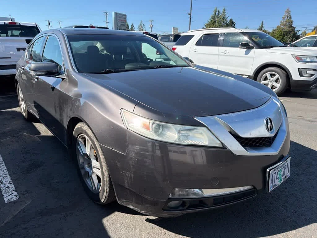 Used 2011  Acura  image 1