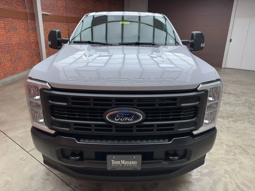 New 2026 Oxford White Ford F-350® XL image 8