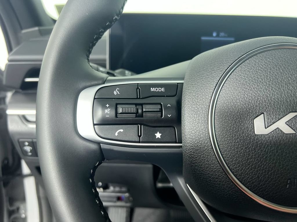New 2026 Wolf Gray Kia GT-Line AWD image 18