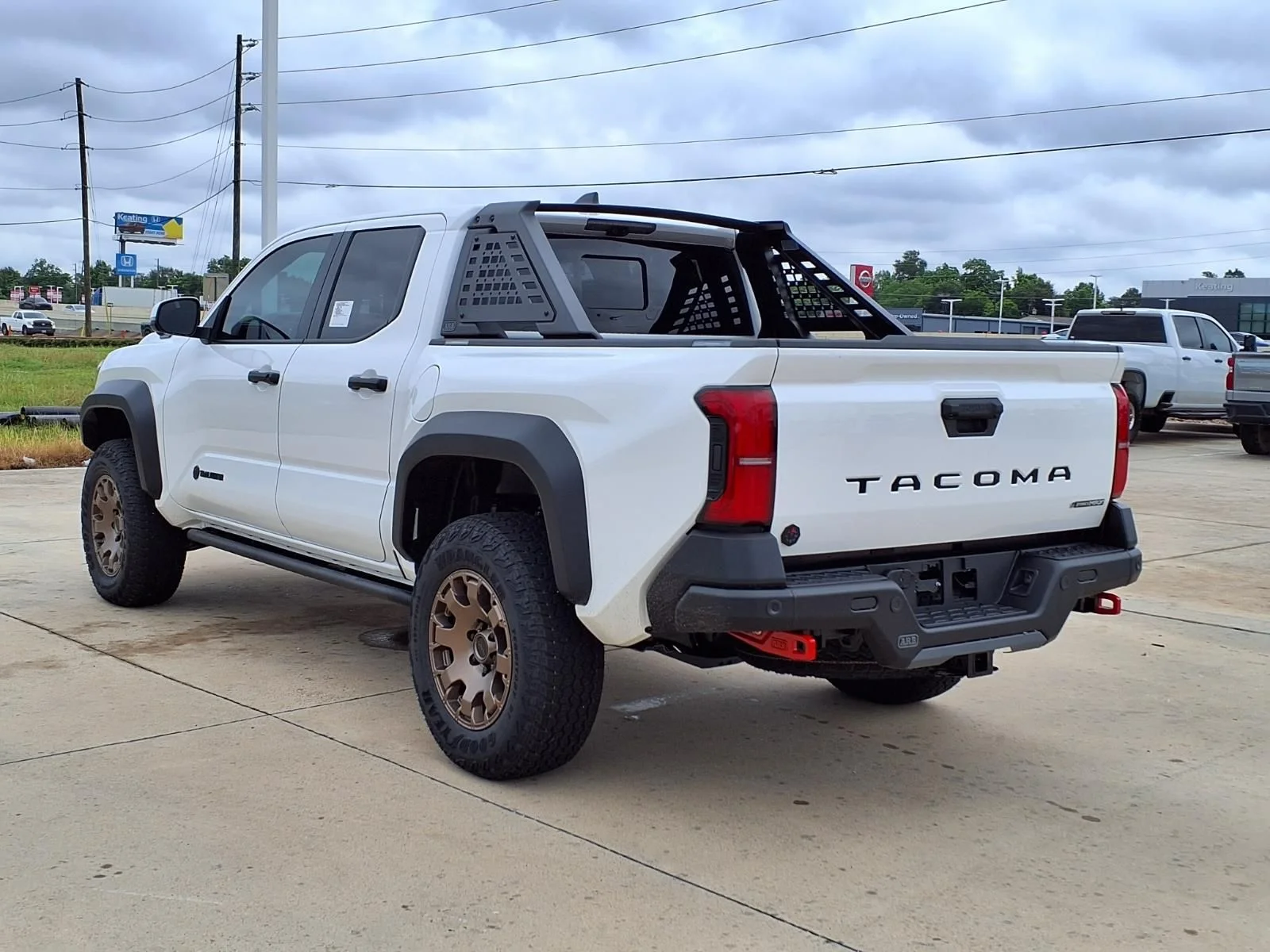 New 2026 White Toyota Trailhunter image 2
