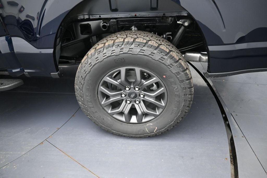 New 2026 Antimatter Blue Metallic Ford XLT image 31