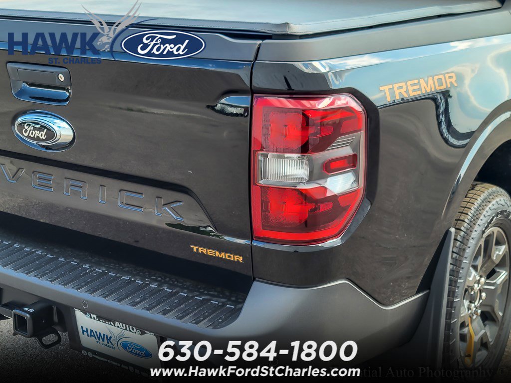 Used 2024 Shadow Black Ford LARIAT Advanced image 6