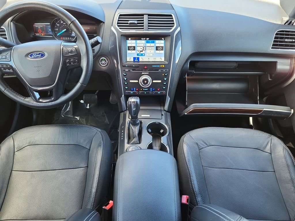 Used 2018 Black Ford Limited image 13