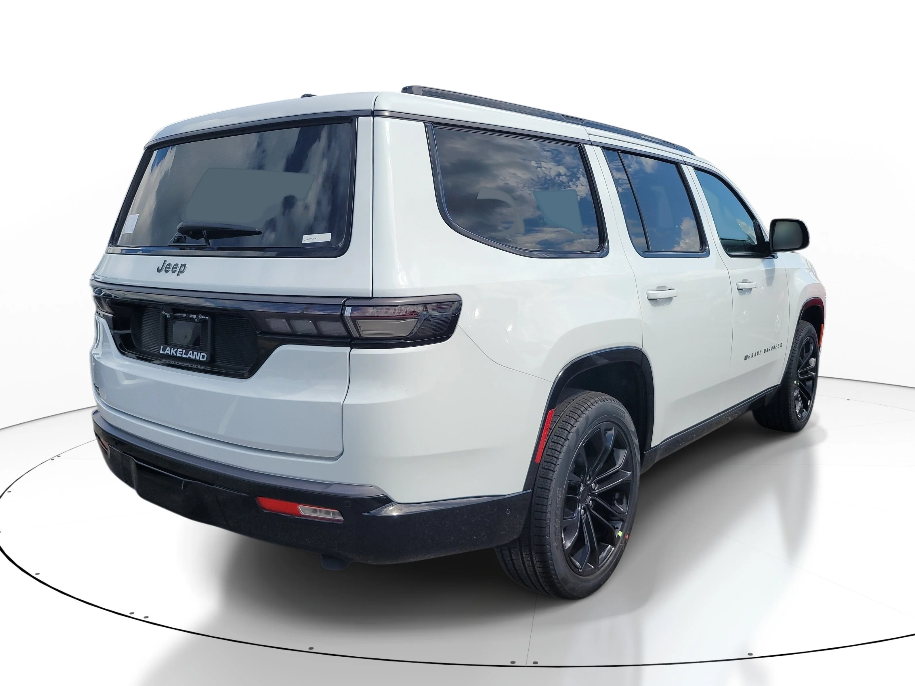 New 2026 Bright White Clearcoat Jeep Summit Reserve image 5