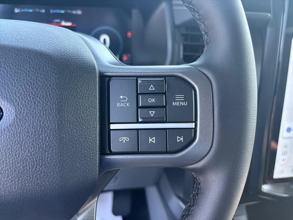 2025 Ford F-150 Lightning Flash - Photo 27