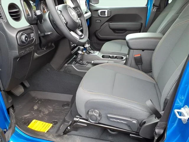 Used 2026 Blue Jeep Sport S image 10
