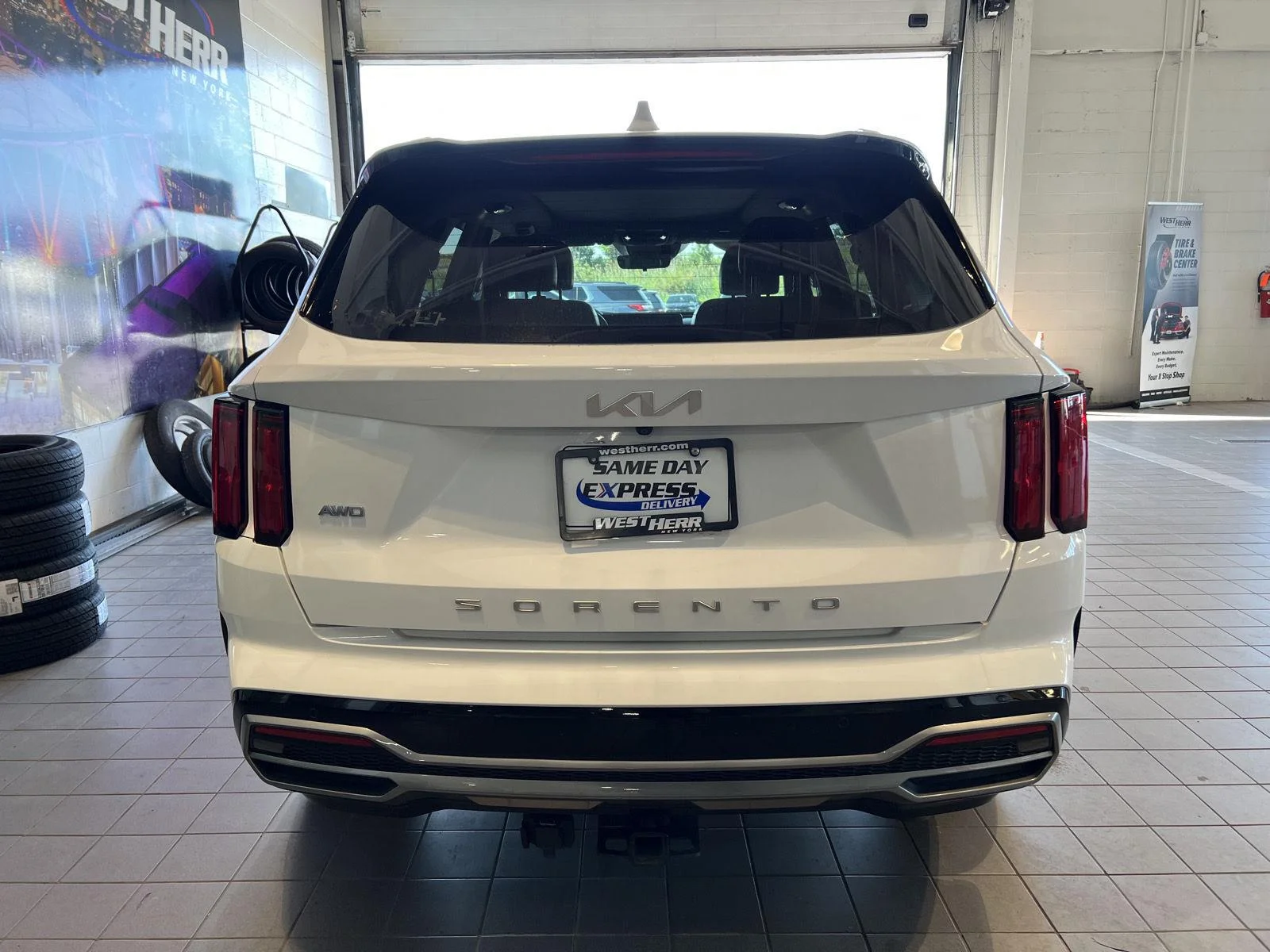 Used 2022  Kia SX image 9