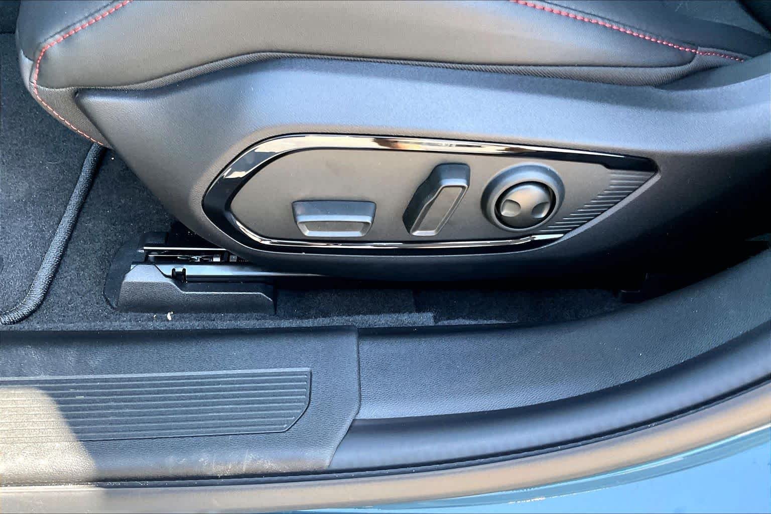New 2026 Sub-Zero Exterior Paint Dodge Scat Pack image 16