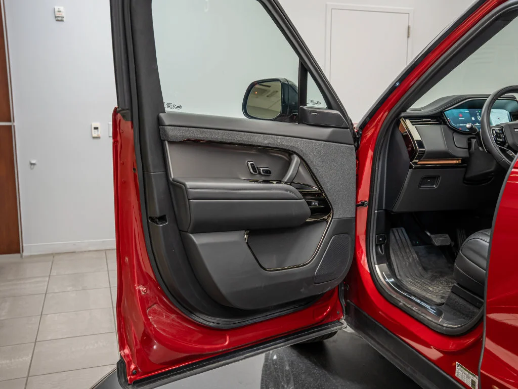 Used 2026 Firenze Red Metallic Land Rover SE image 29