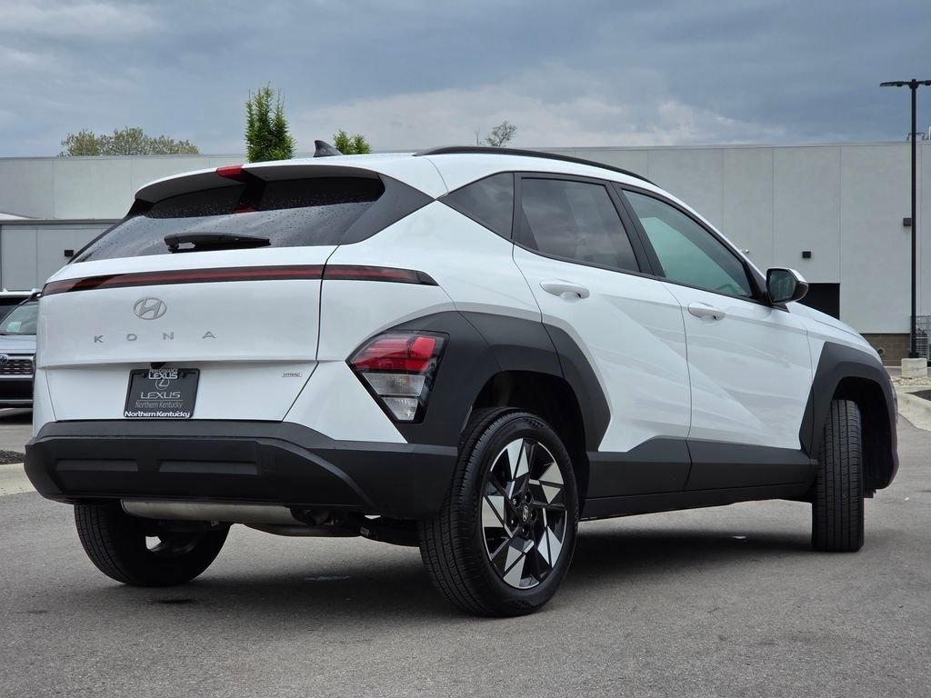 Used 2024 Atlas White Hyundai SEL image 31