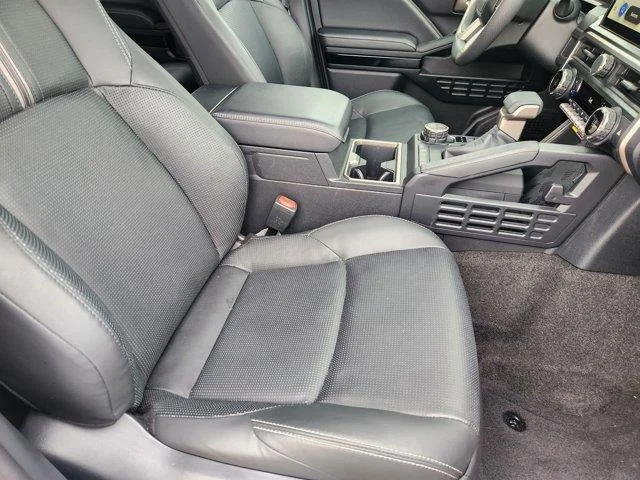 Used 2026 ICE CAP Toyota Limited 4x4 image 14