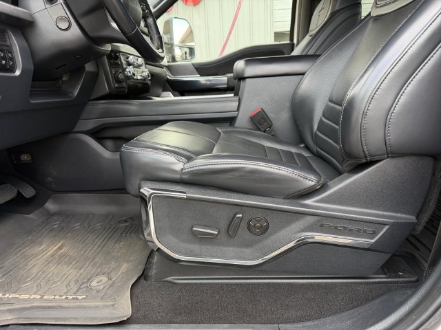 Used 2025 White Ford Platinum image 25