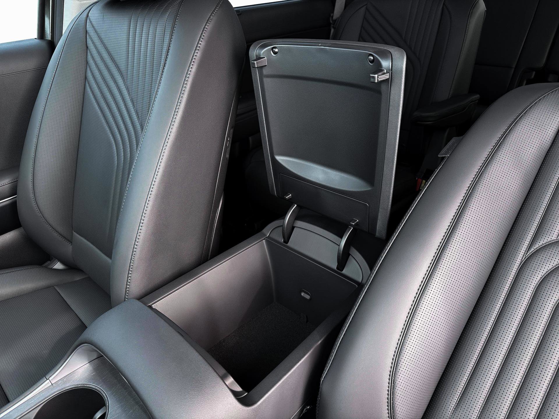 New 2026 Creamy White Pearl Hyundai SEL FWD image 18