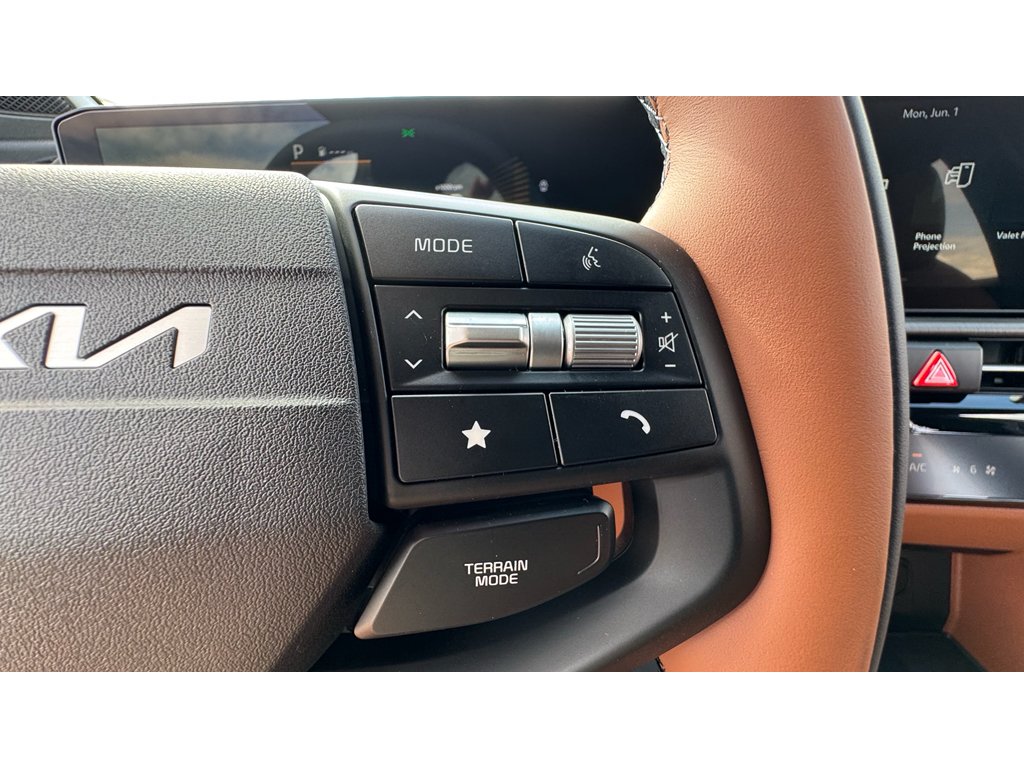 New 2026 Glacial White Pearl Kia X-Line image 12