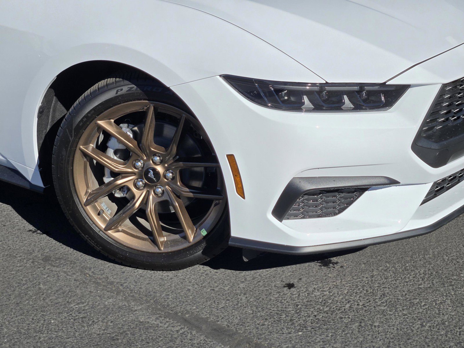 New 2026 Oxford White Ford EcoBoost® Fastback image 6