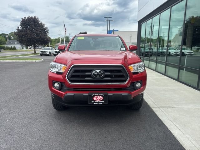 Used 2022 Red Toyota SR5 image 7