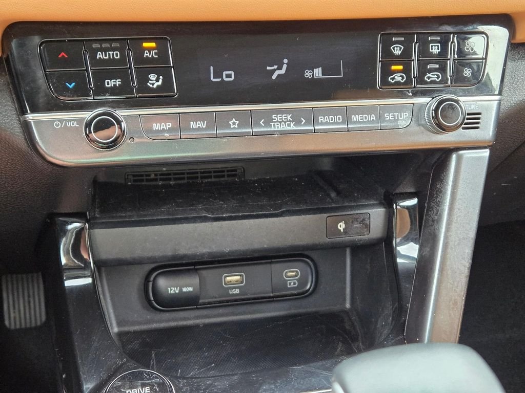 Used 2024 White Kia EX image 26