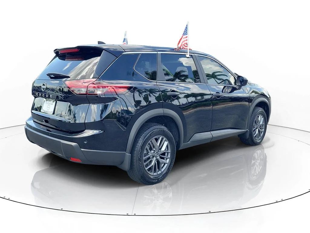 Certified Used 2025 Black Nissan S image 7