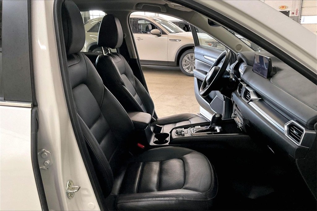 2023 MAZDA CX-5 - Image 5
