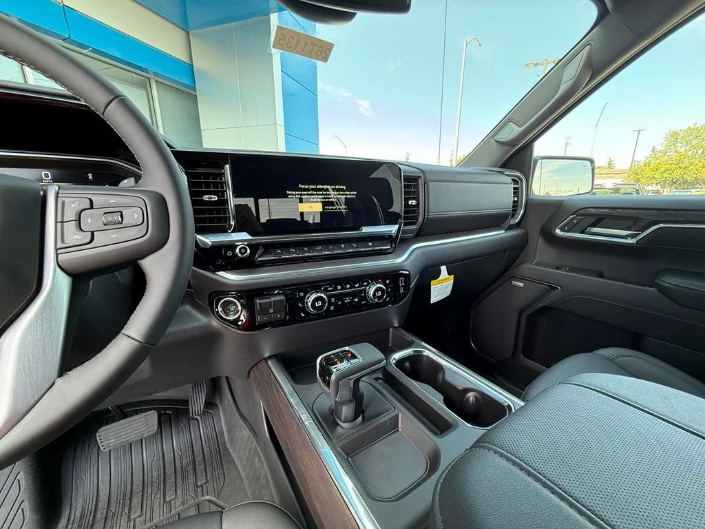 New 2026 Onyx Black GMC SLT image 24