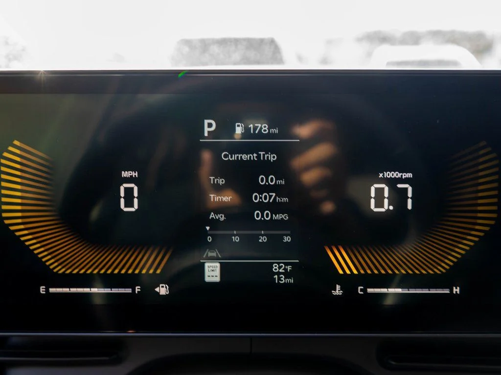 2026 Kia Carnival EX - Photo 21