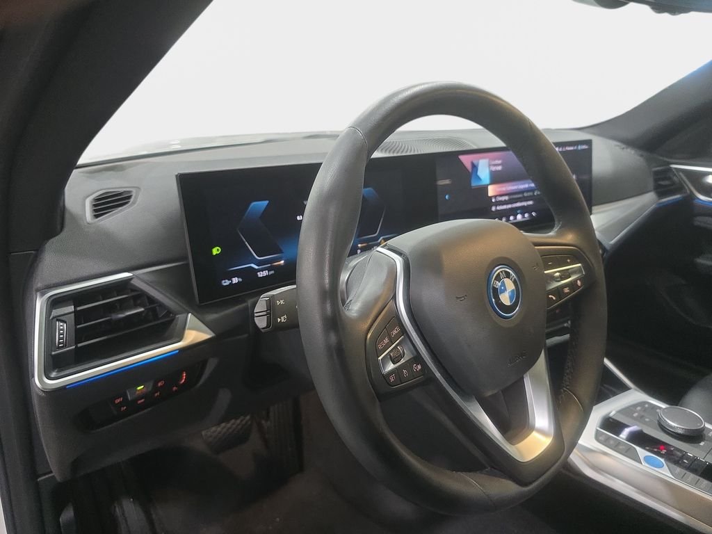 Used 2024 Alpine White BMW eDrive35 image 21