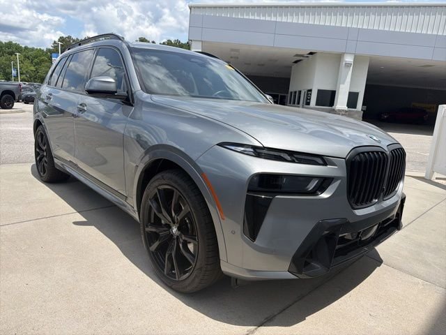 2026 BMW X7 xDrive40i's photo