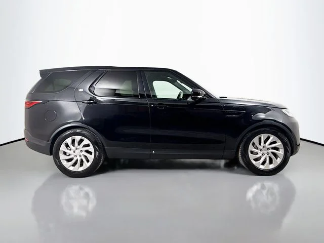 Certified Used 2025 Black Land Rover S image 4
