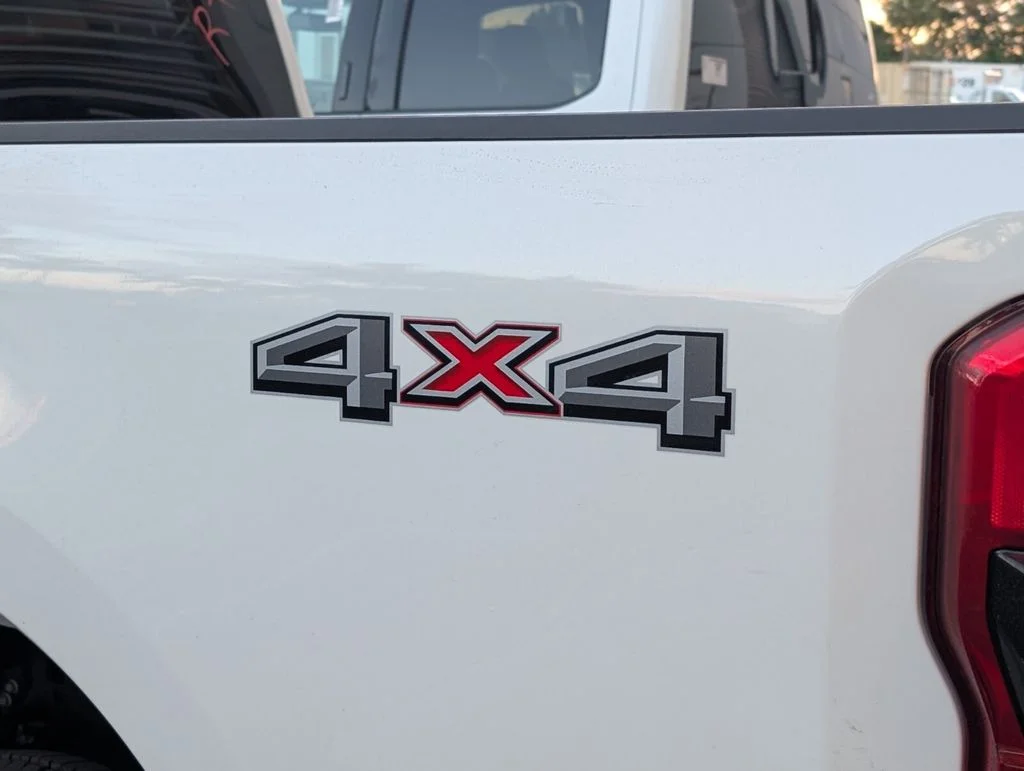 New 2026 Star White Metallic Tri-Coat Ford F-350® Lariat® image 12