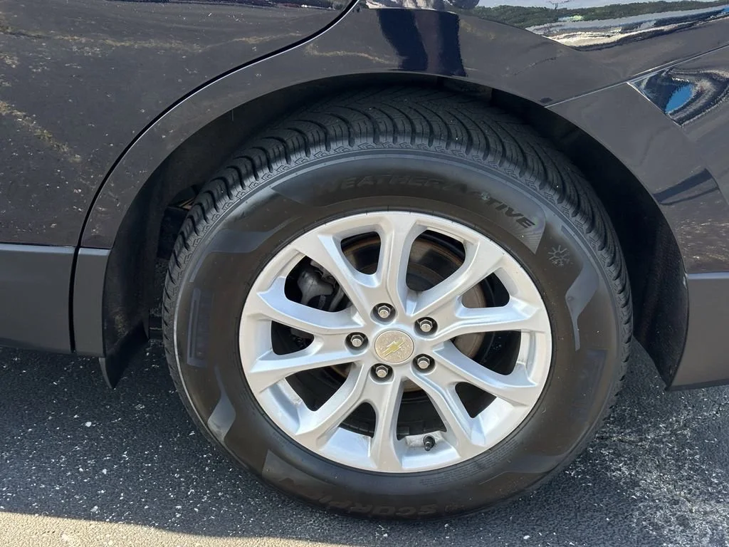 Used 2020 MIDNIGHT BLUE METALLIC Chevrolet LT image 10